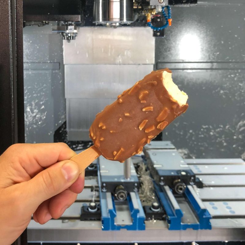 AVTEC Eis